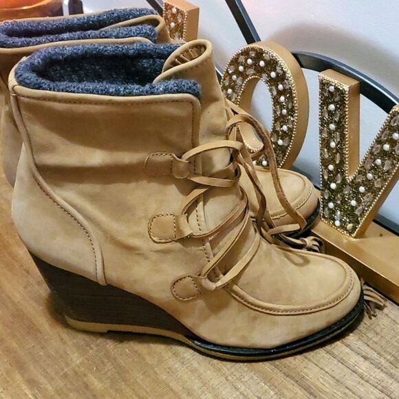 Land's End Tan Suede Leather Wedge Lace up Botties Sz 9.5 - Picture 7 of 12